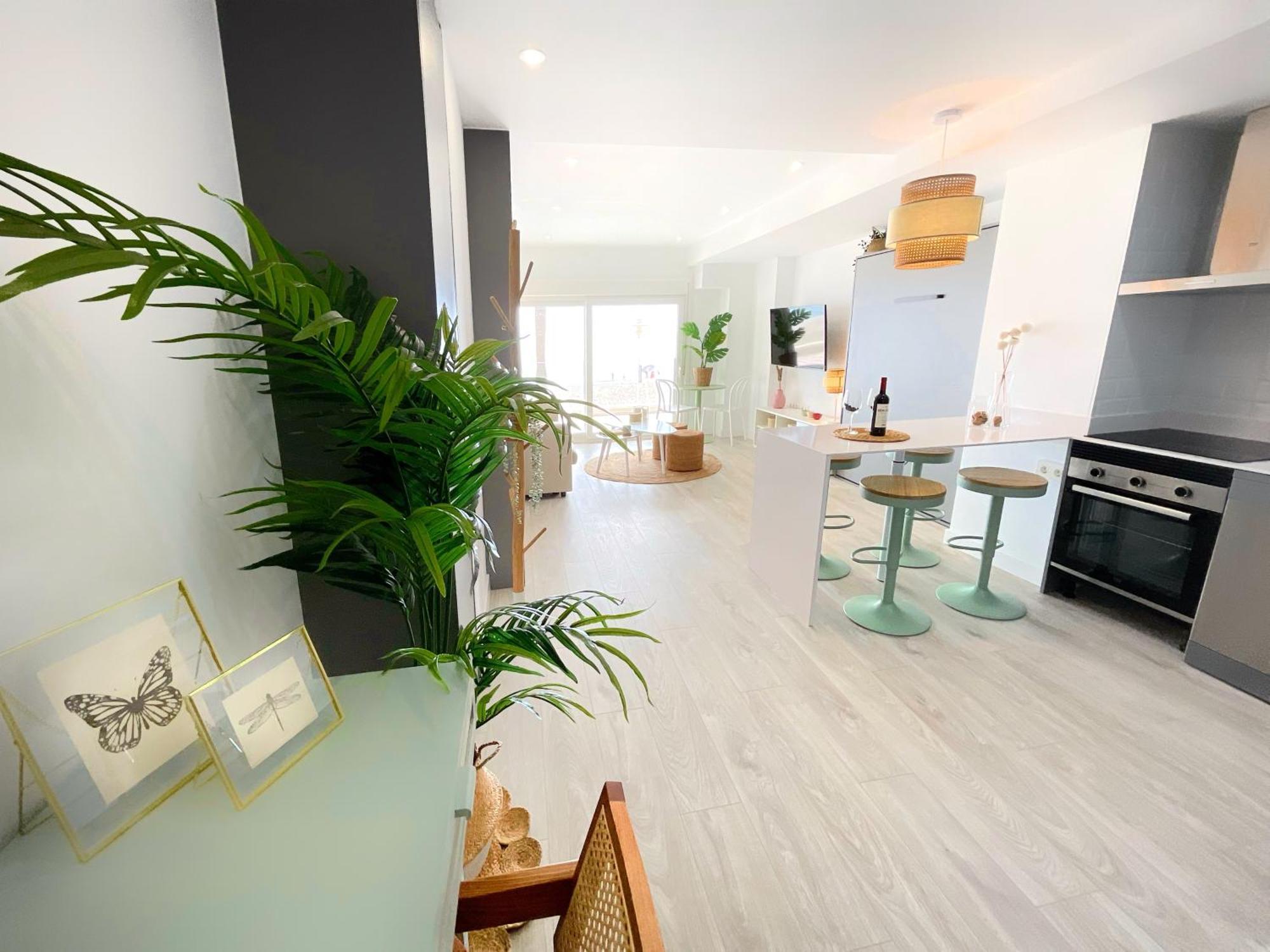 Cs7 Kaleria Suites Almeria Bagian luar foto